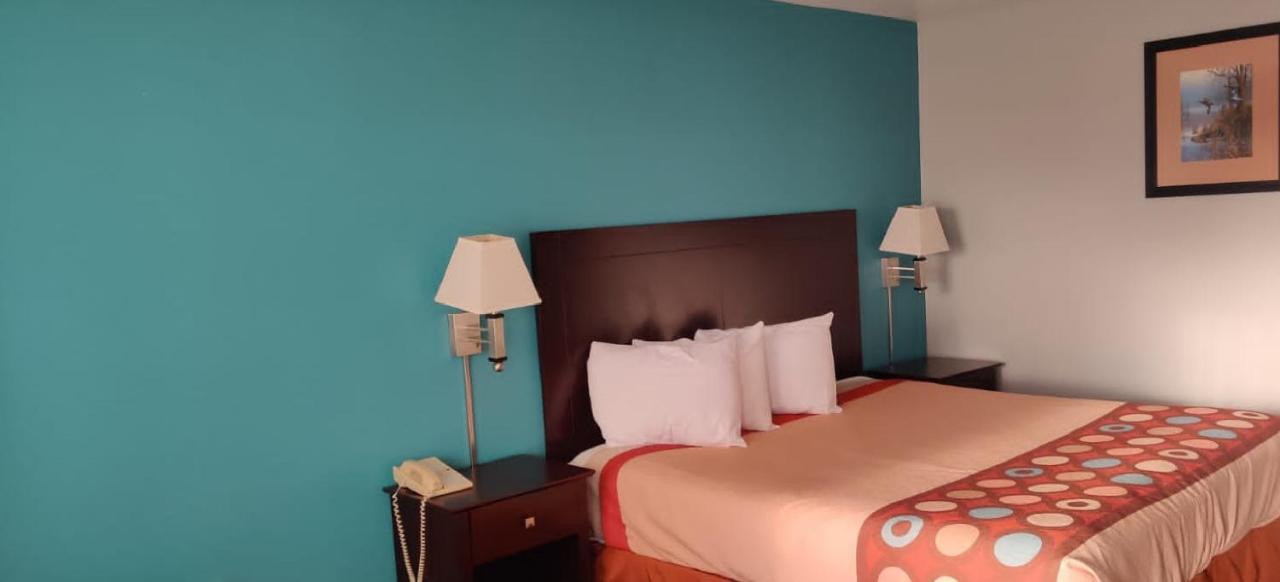 Fairbridge Inn Express Stuttgart エクステリア 写真