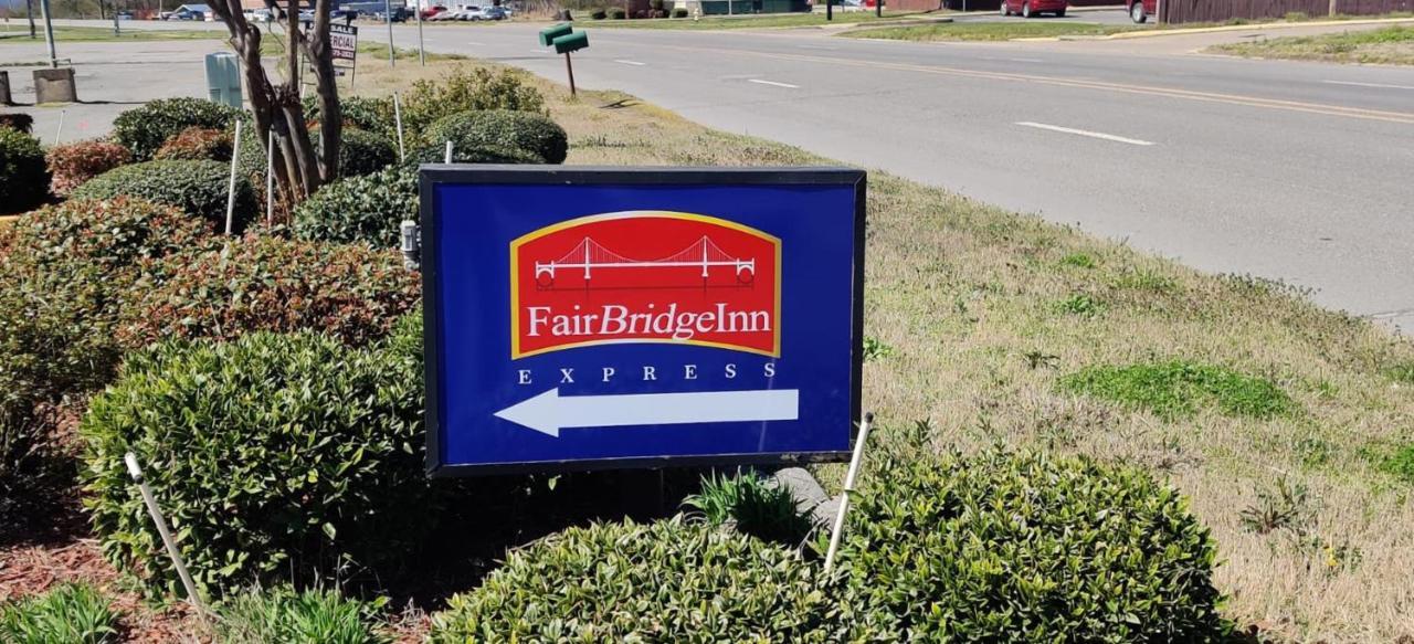 Fairbridge Inn Express Stuttgart エクステリア 写真